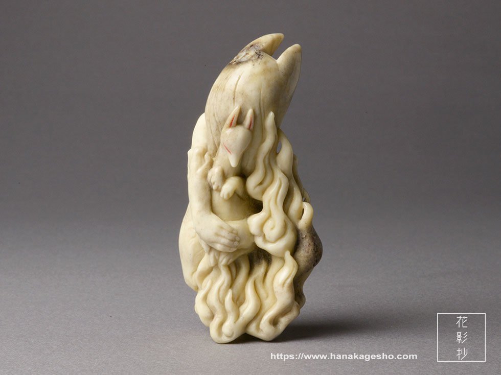 金色の能面 木彫り 手彫り 野干(やかん) 妖狐 金色の能面 木彫り 手彫り 野干(やかん) 妖狐 金色の能面 木彫り